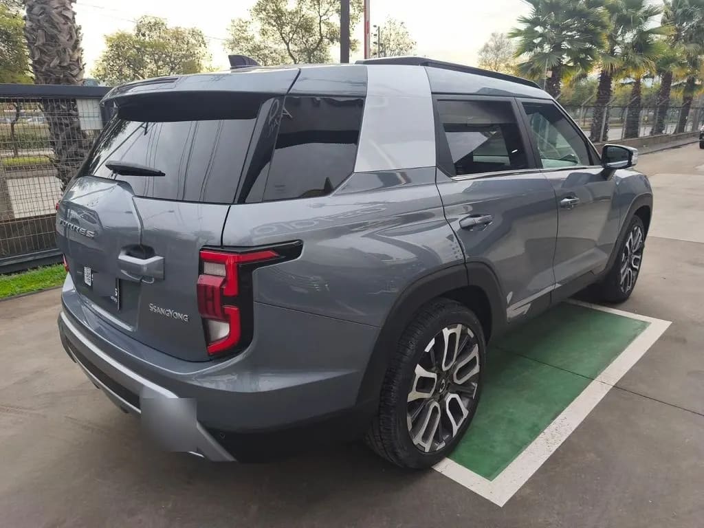 Ssangyong Torres Limited 1.5t At 4x4 año 2024