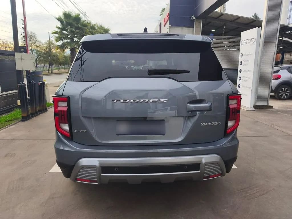 Ssangyong Torres Limited 1.5t At 4x4 año 2024