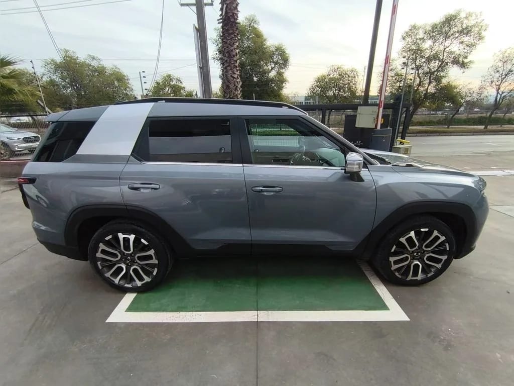 Ssangyong Torres Limited 1.5t At 4x4 año 2024