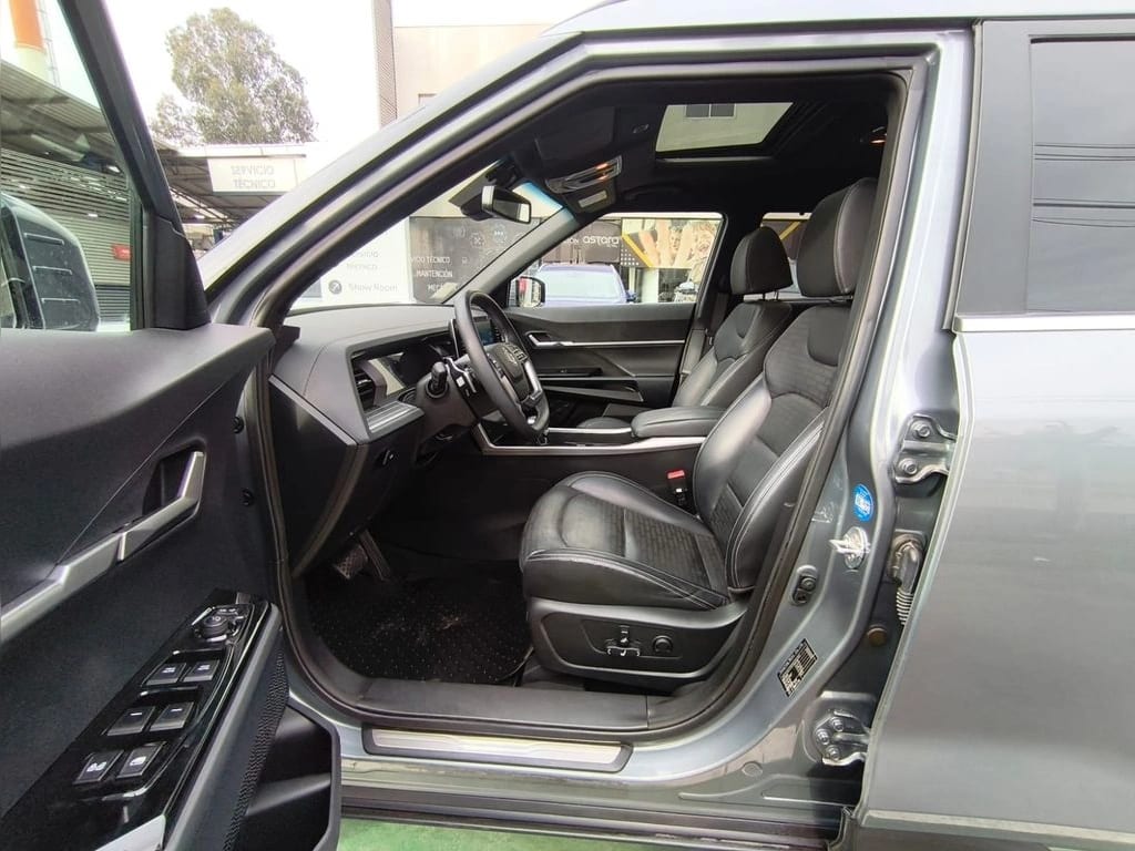Ssangyong Torres Limited 1.5t At 4x4 año 2024