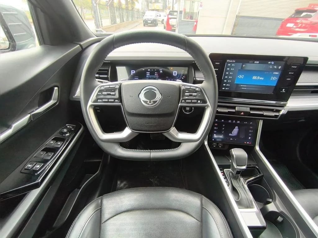 Ssangyong Torres Limited 1.5t At 4x4 año 2024