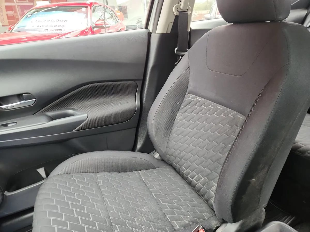 Nissan Kicks 1.6 Sense 4x2 Mt 5p año 2023