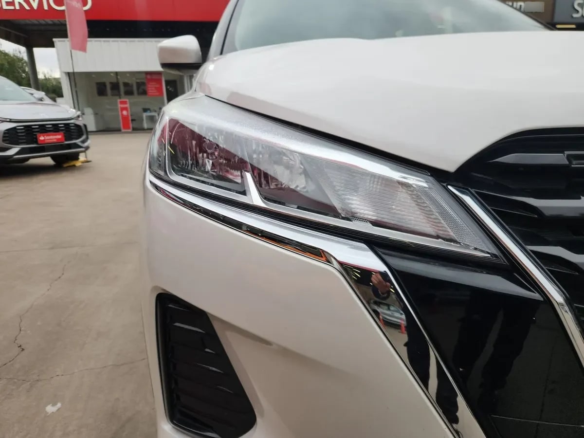 Nissan Kicks 1.6 Sense 4x2 Mt 5p año 2023