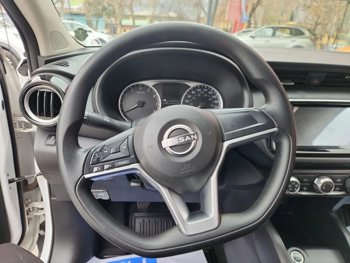 Nissan Kicks 1.6 Sense 4x2 Mt 5p año 2023