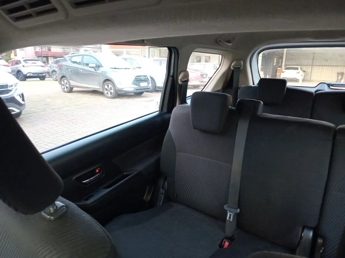 Suzuki Ertiga 1.5 Glx 4x2 Ac At 5p año 2021