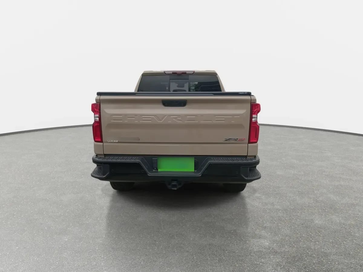 Chevrolet Silverado 6.2 Zr2 4x4 At 4p año 2023