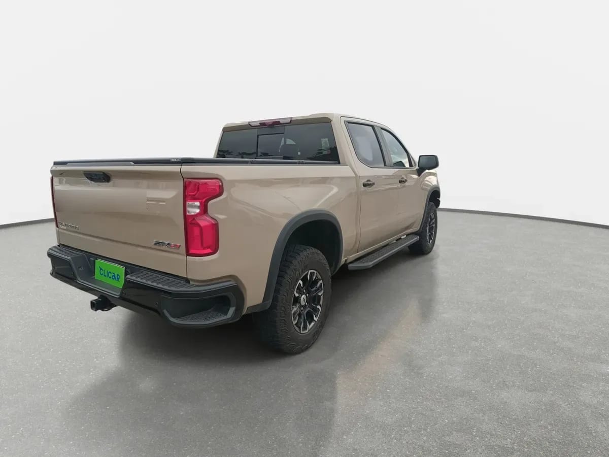 Chevrolet Silverado 6.2 Zr2 4x4 At 4p año 2023
