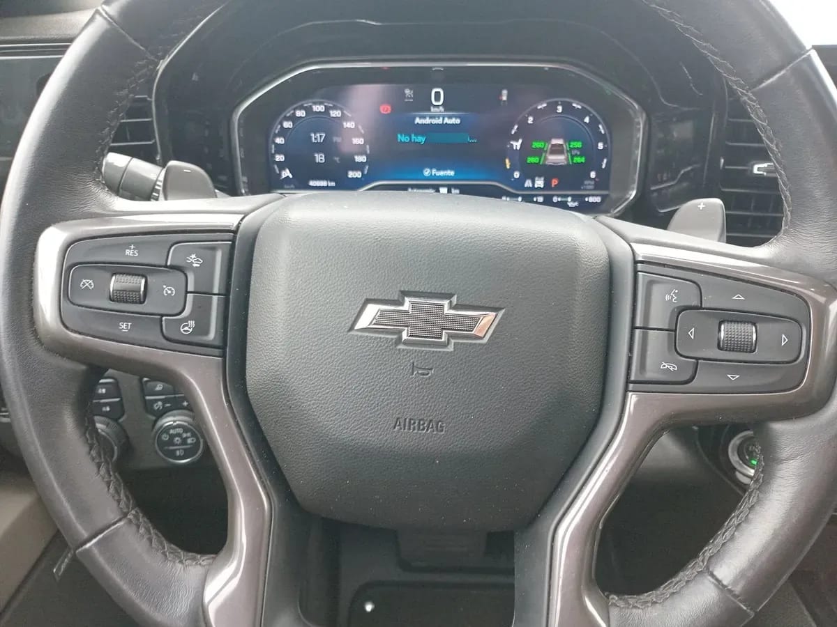 Chevrolet Silverado 6.2 Zr2 4x4 At 4p año 2023