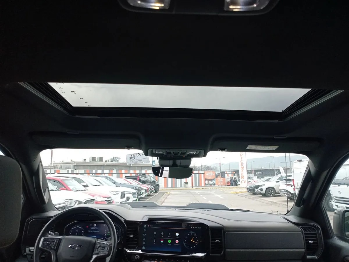 Chevrolet Silverado 6.2 Zr2 4x4 At 4p año 2023