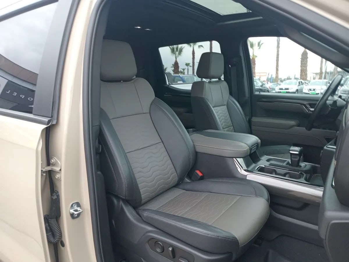 Chevrolet Silverado 6.2 Zr2 4x4 At 4p año 2023