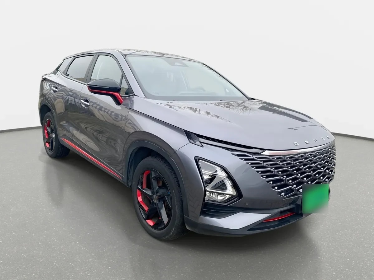 Omoda C5 1.5t Luxury 4x2 Cvt At 5p año 2025