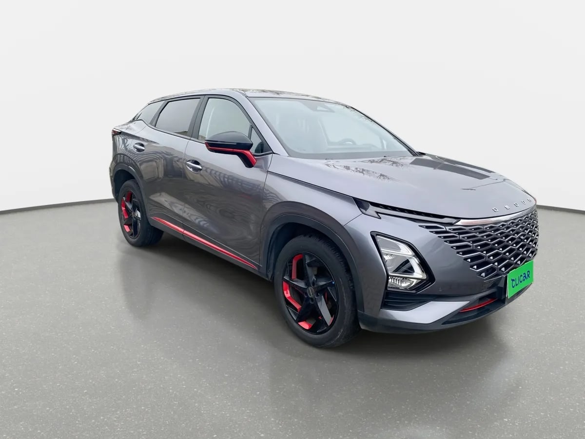 Omoda C5 1.5t Luxury 4x2 Cvt At 5p año 2025