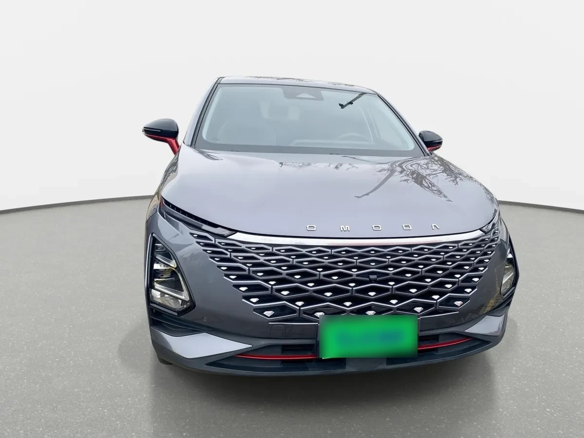 Omoda C5 1.5t Luxury 4x2 Cvt At 5p año 2025