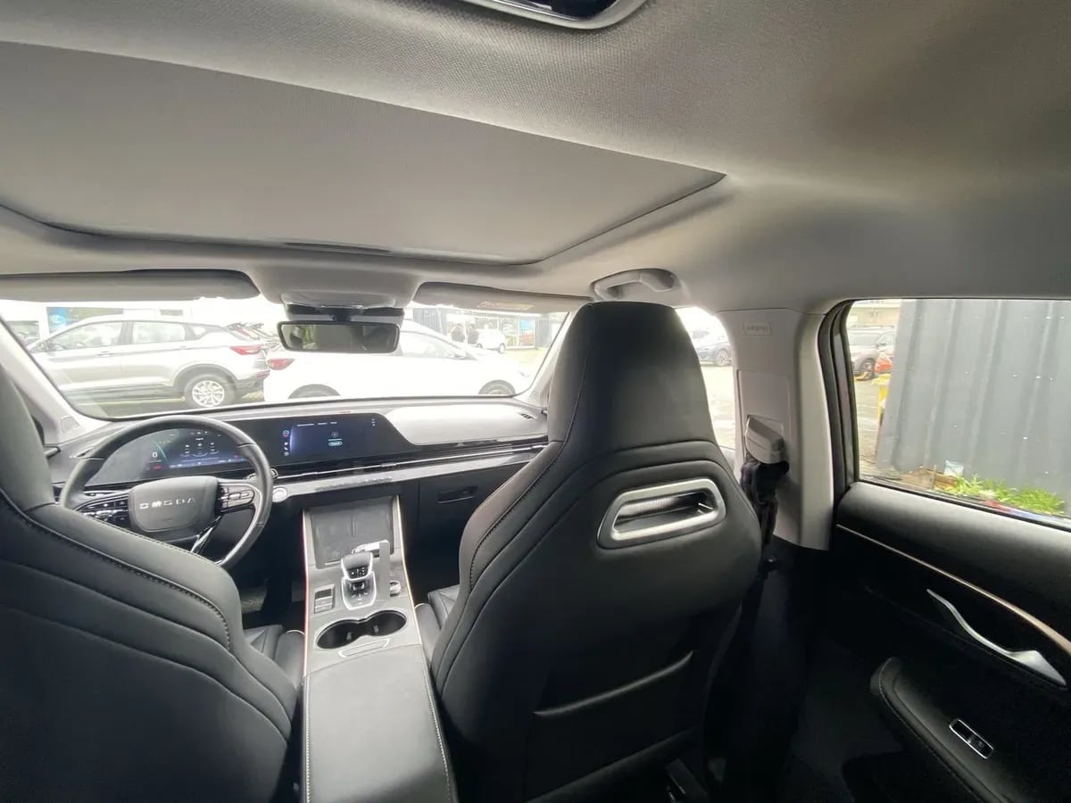 Omoda C5 1.5t Luxury 4x2 Cvt At 5p año 2025