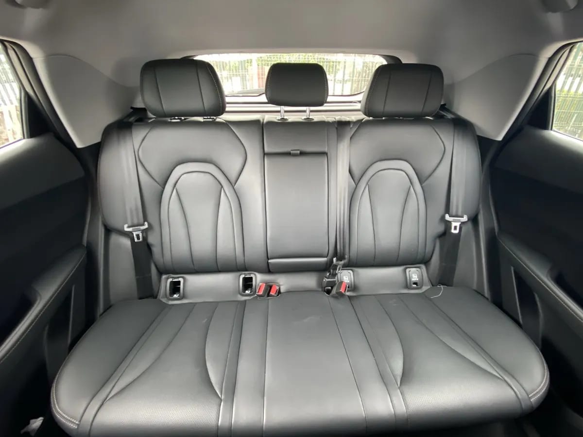 Omoda C5 1.5t Luxury 4x2 Cvt At 5p año 2025