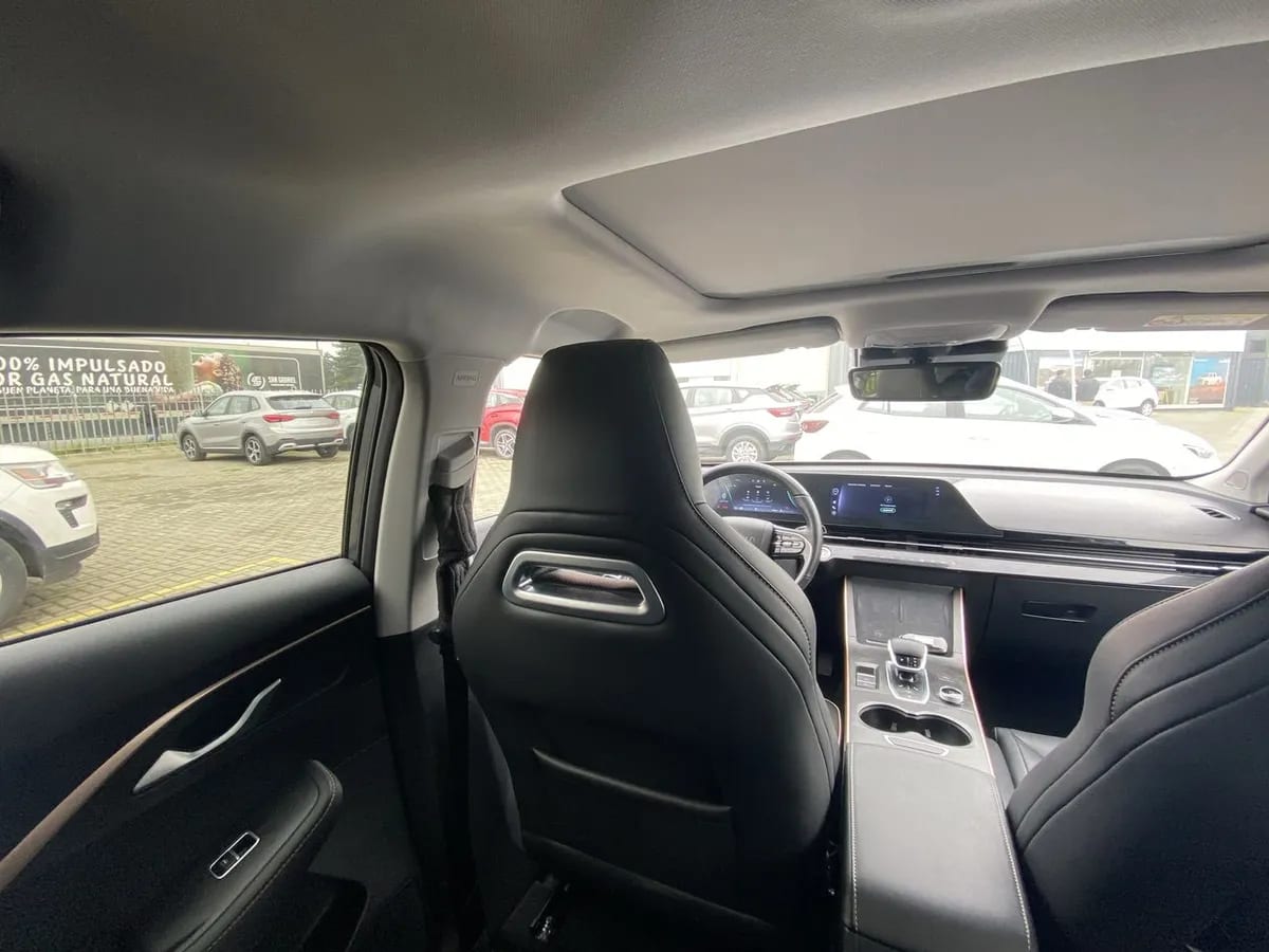Omoda C5 1.5t Luxury 4x2 Cvt At 5p año 2025