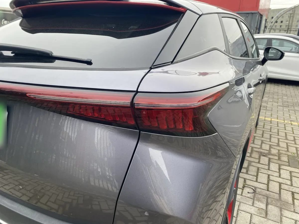 Omoda C5 1.5t Luxury 4x2 Cvt At 5p año 2025