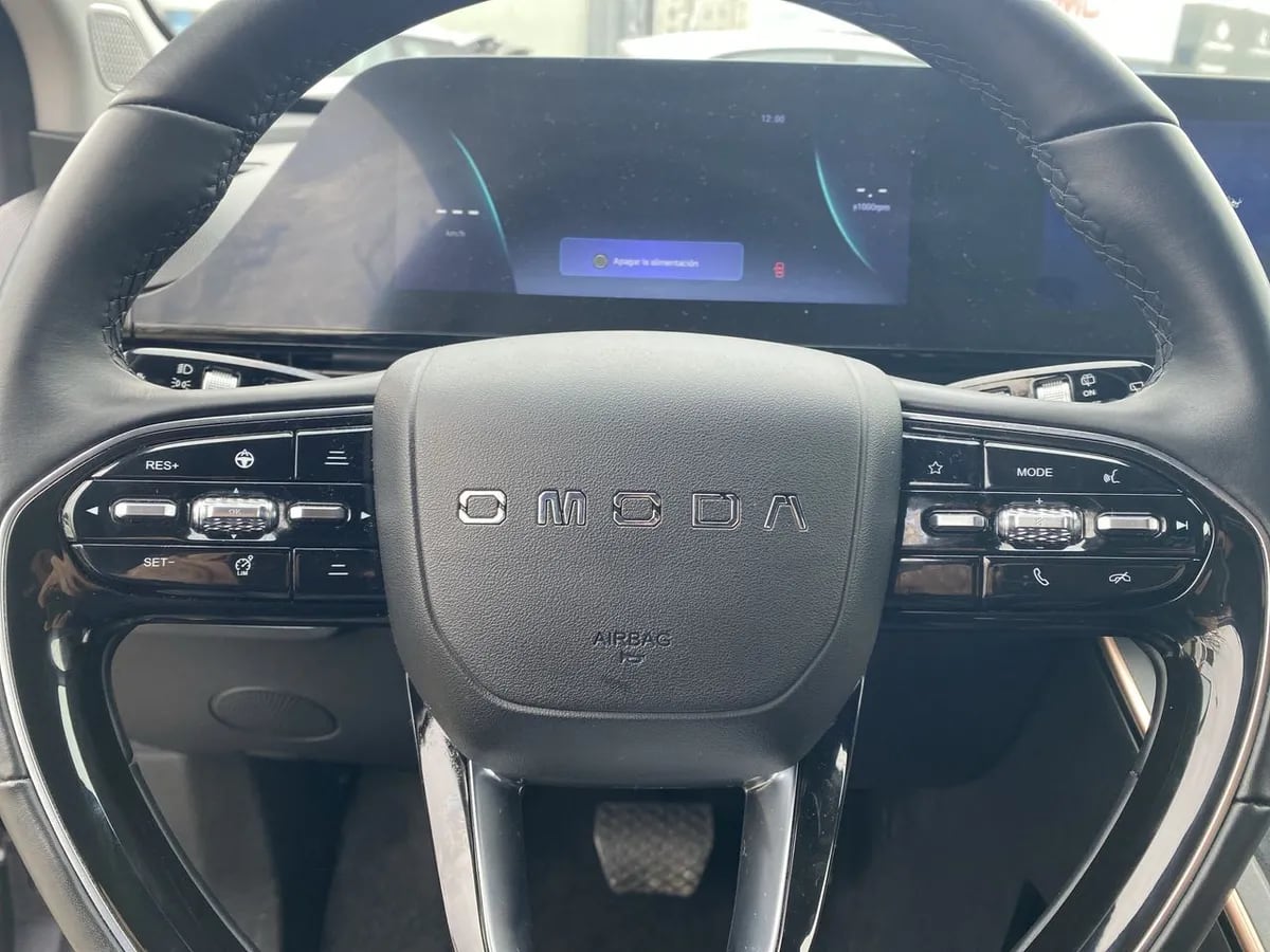 Omoda C5 1.5t Luxury 4x2 Cvt At 5p año 2025
