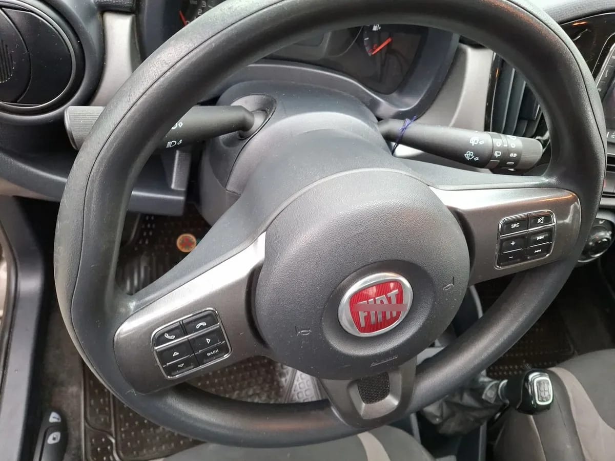 Fiat Uno 1.4 Way Evo Style 4x2 Aa Mt 5p año 2019