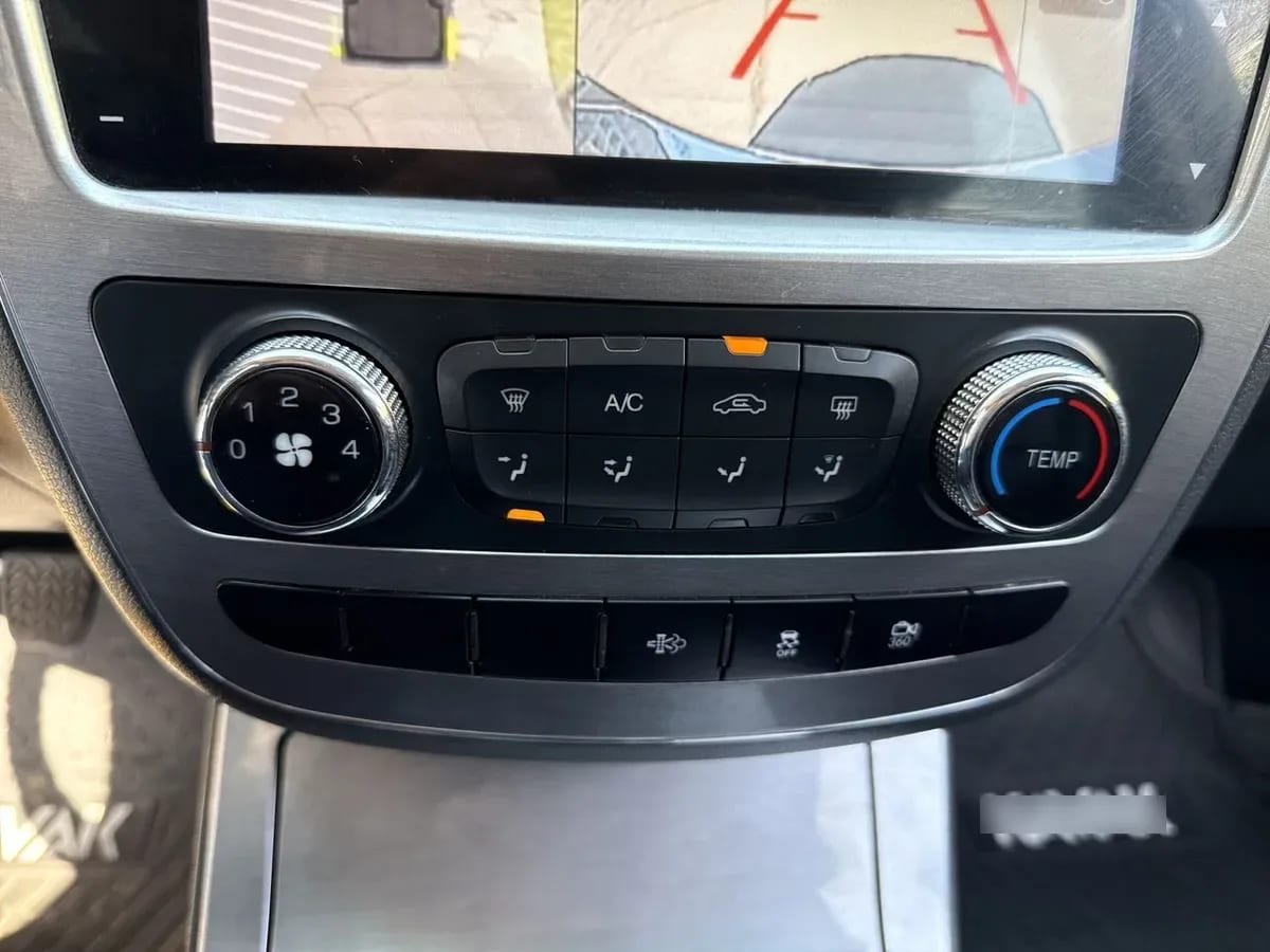 JAC T8 2.0 Advance 4x2 Diesel Mt 4p año 2022