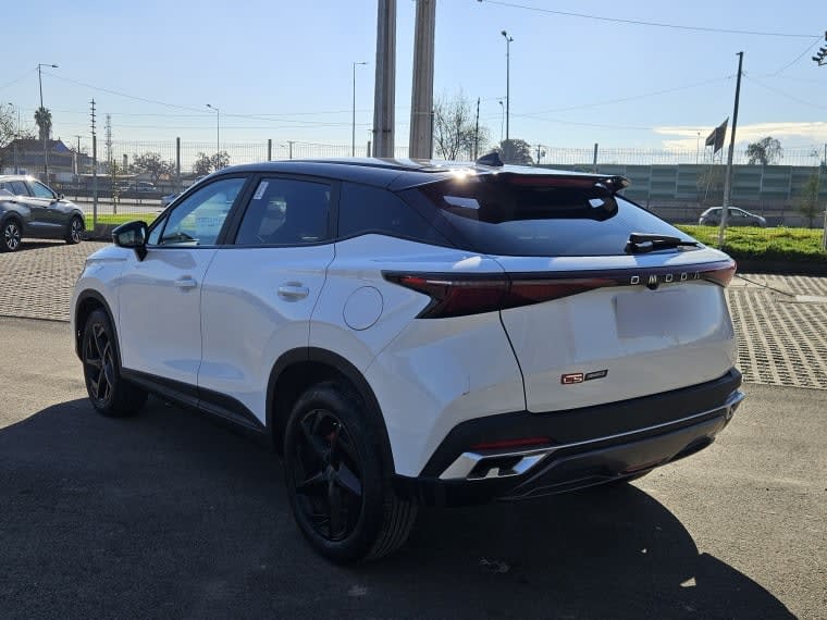 Omoda C5 Luxury At 1.5 año 2026
