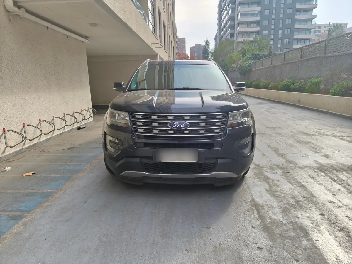 FORD EXPLORER 3.5 Xlt At año 2017