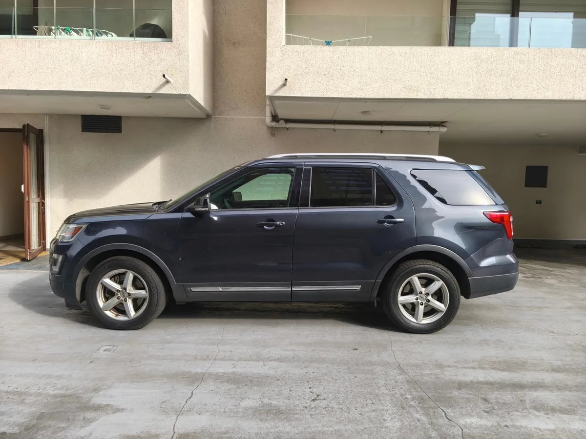 FORD EXPLORER 3.5 Xlt At año 2017