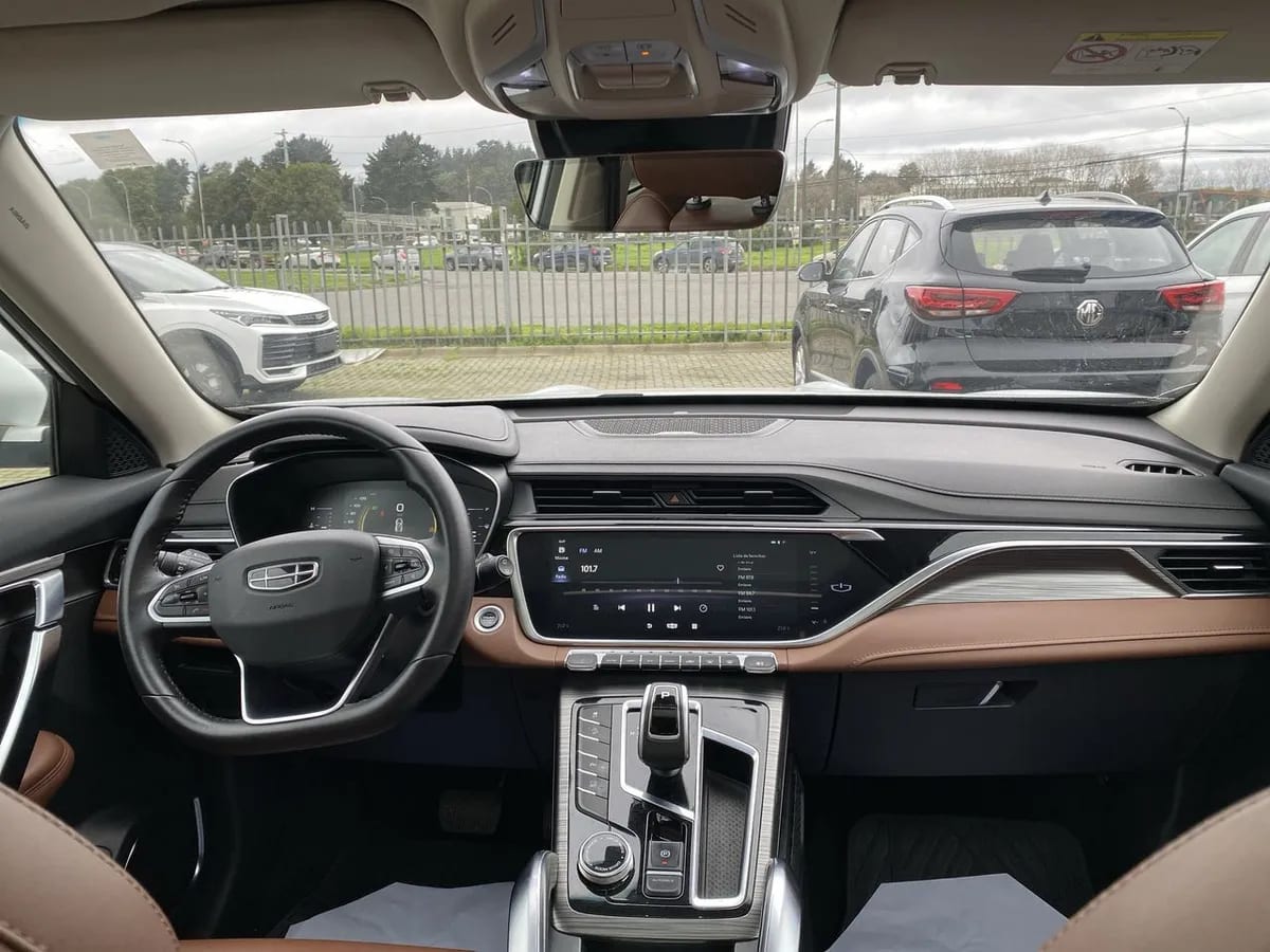 Geely Azkarra 1.5t Luxury 4x4 Dct 7at 5p año 2023