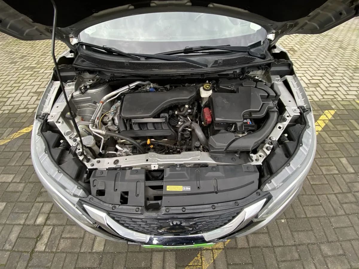 Nissan Qashqai 2.0 Exclusive Multimedia Cvt 4x4 At 5p año 2021