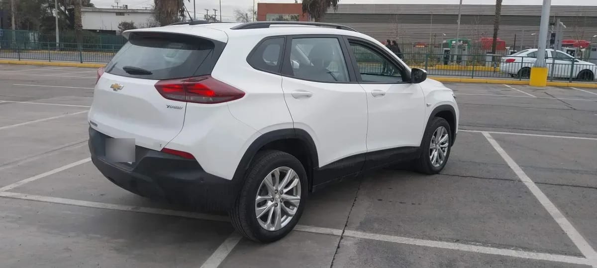 Chevrolet Tracker 1.2t Ltz T 4x2 Mt 5p año 2026