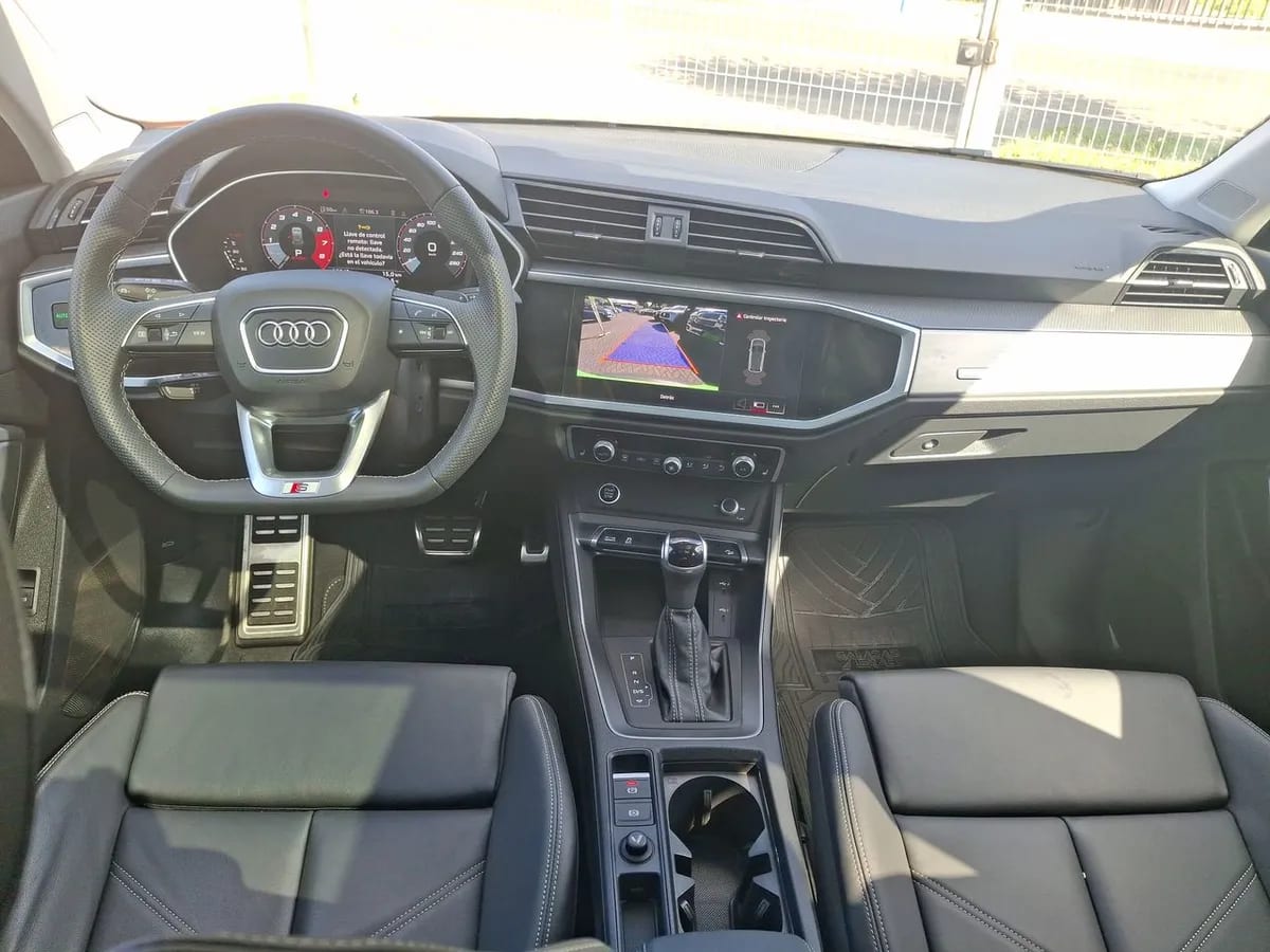 Audi Q3 1.4 35 Tfsi Sport 4x2 S-Tronic At 5p año 2025