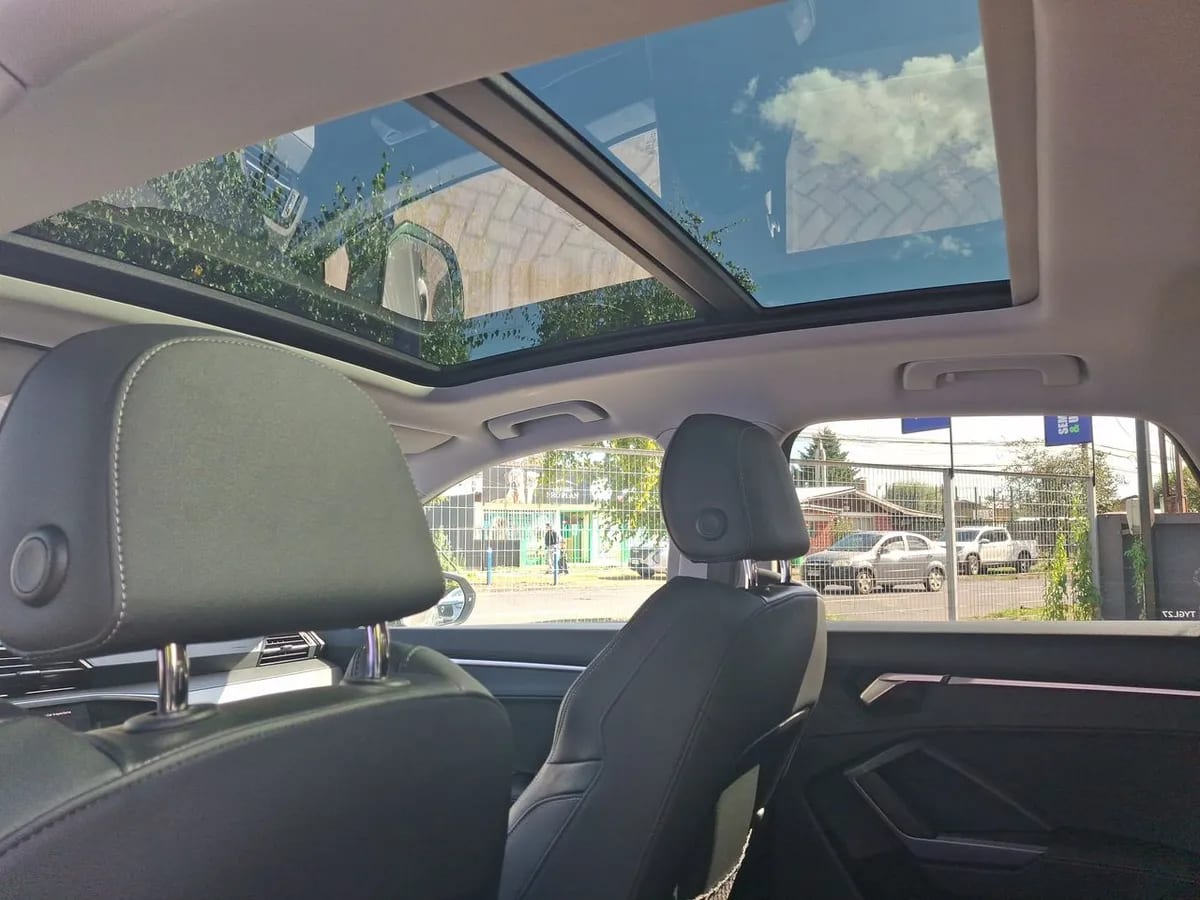 Audi Q3 1.4 35 Tfsi Sport 4x2 S-Tronic At 5p año 2025
