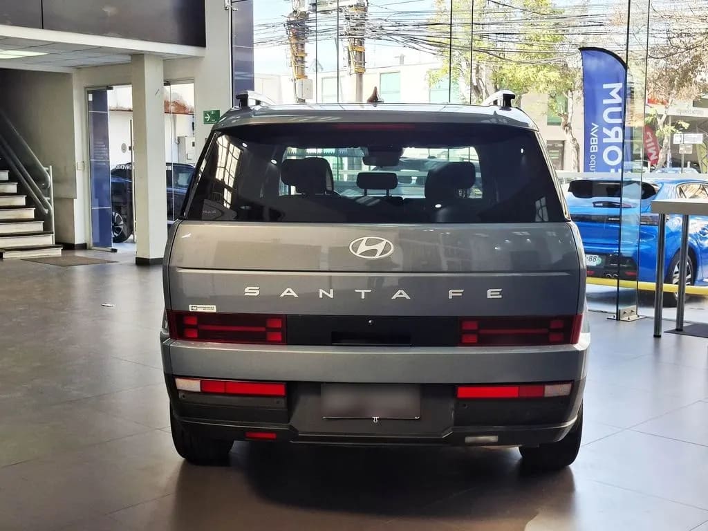 Hyundai Santa Fe Plus Mx5 año 2024