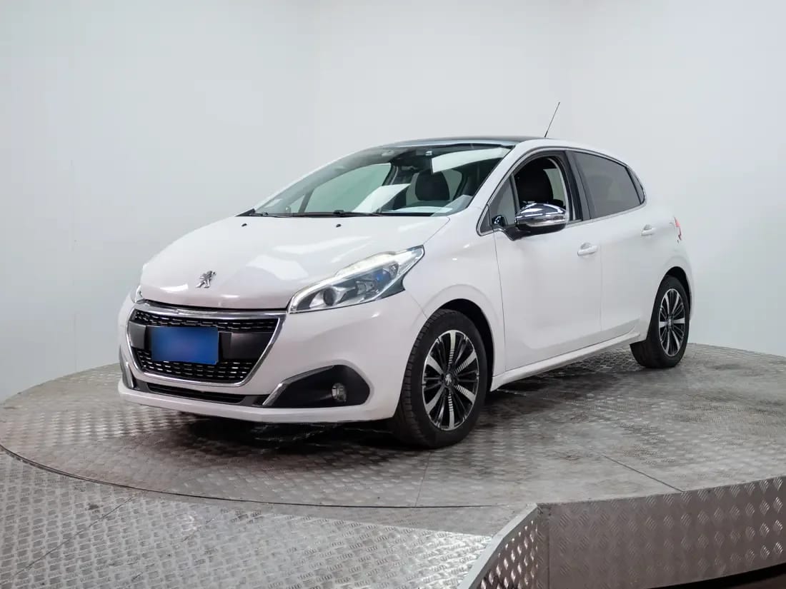 Peugeot 208 1.2 Signature Puretech At año 2019