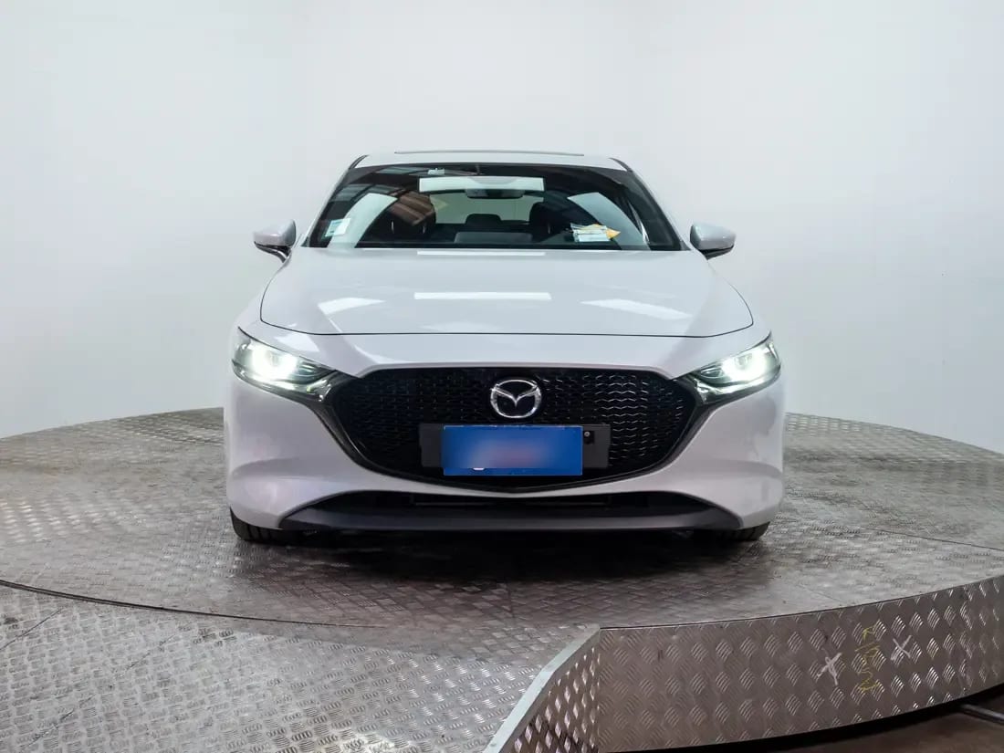Mazda 3 2.0 Sport Core At año 2025