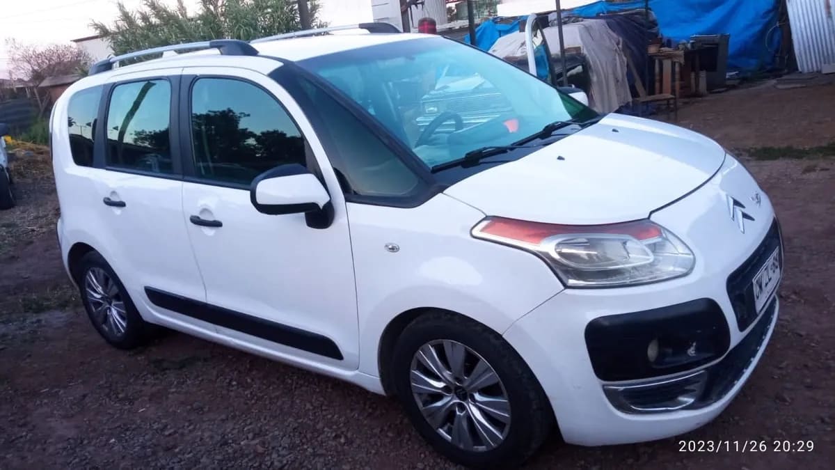 CITROEN C-3 1.6 Picasso Hdi Niv2 Ll Mt Diesel año 2011