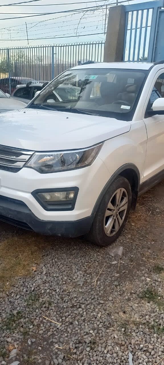 CHANGAN CX70 1.6 Luxury Connect Mt año 2019