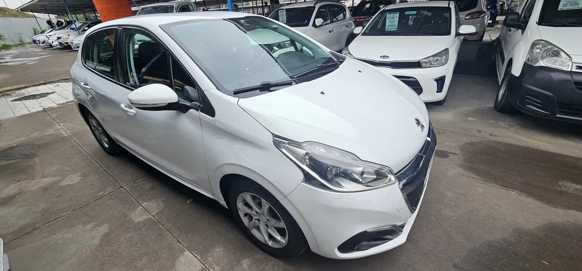 PEUGEOT 208 1.2 Active Pack Puretech E6 Mt año 2016