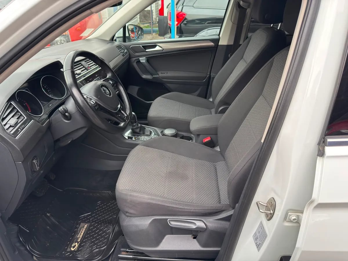 VOLKSWAGEN TIGUAN 2.0 Tdi Limited 4m 150hp At 4x4 Diesel año 2019