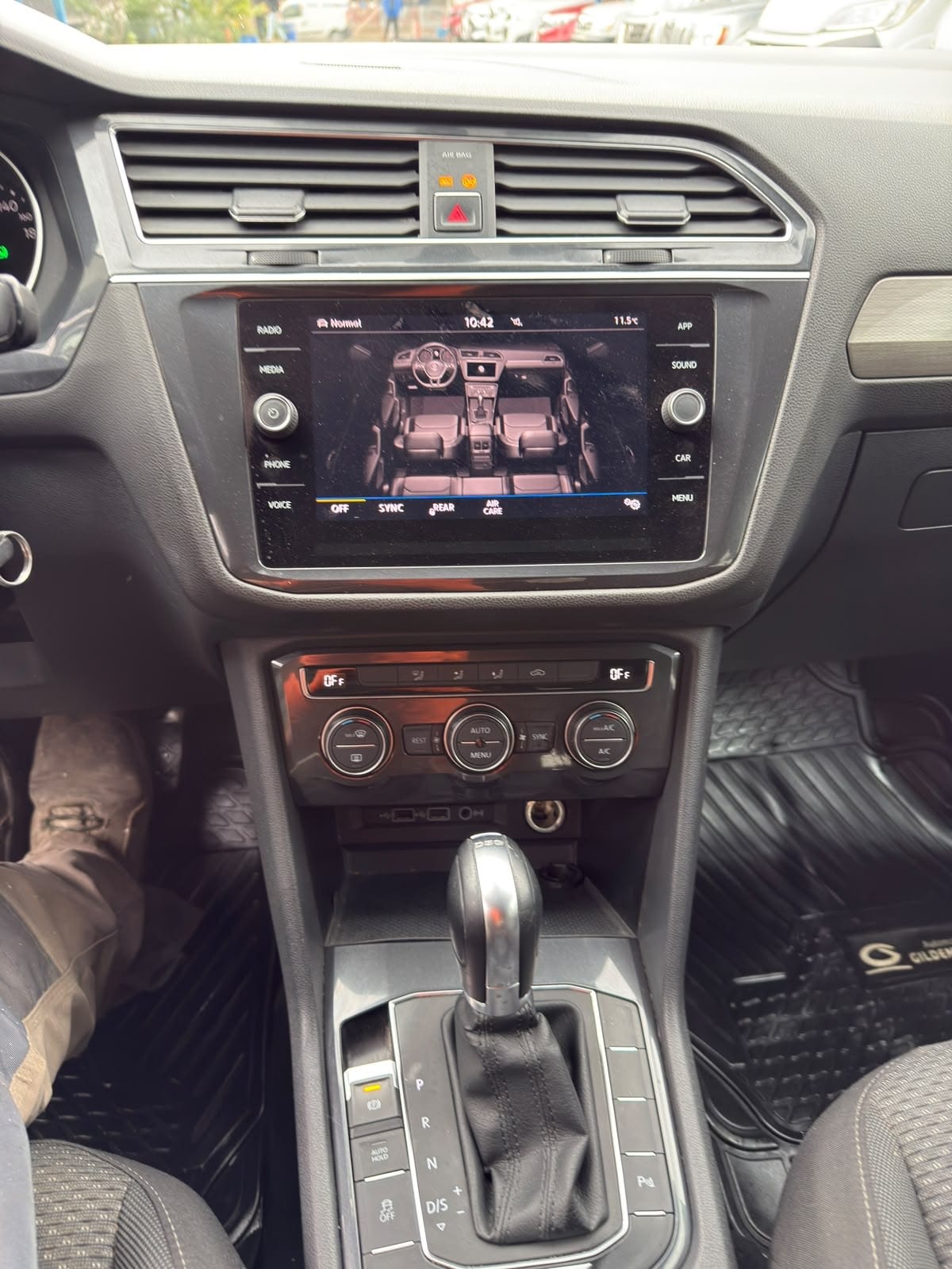VOLKSWAGEN TIGUAN 2.0 Tdi Limited 4m 150hp At 4x4 Diesel año 2019