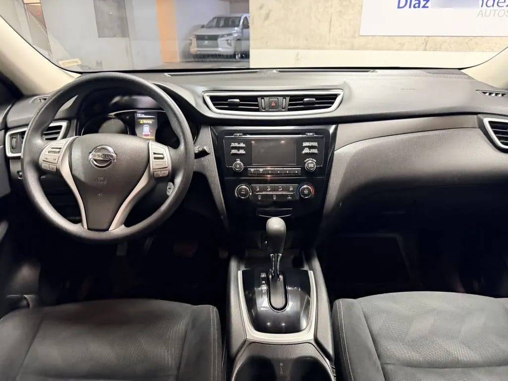 Nissan X-Trail 7 Pasajeros año 2018