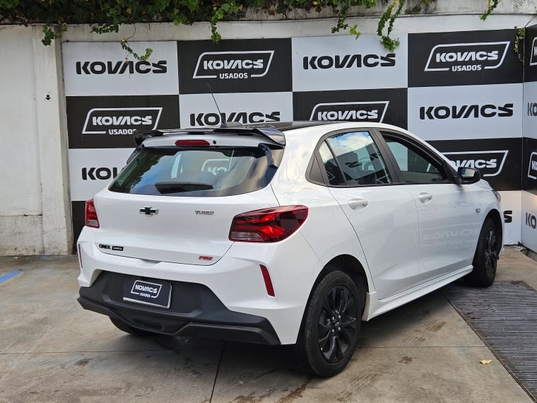 Chevrolet Onix 1.0t Rs Mt año 2025