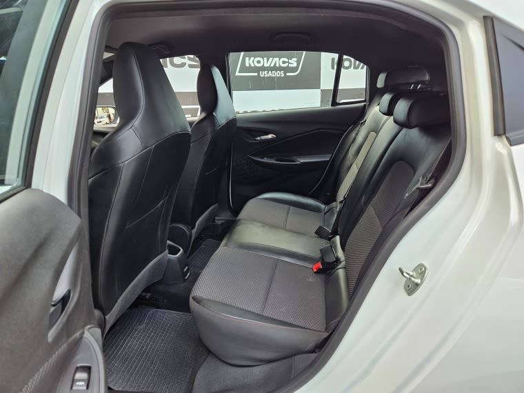 Chevrolet Onix 1.0t Rs Mt año 2025