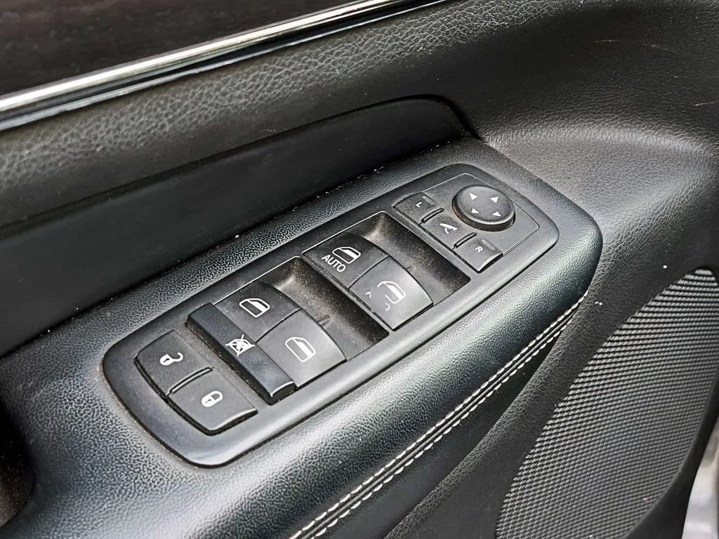 Jeep Grand Cherokee 3.6 Limited At 4x4 año 2016