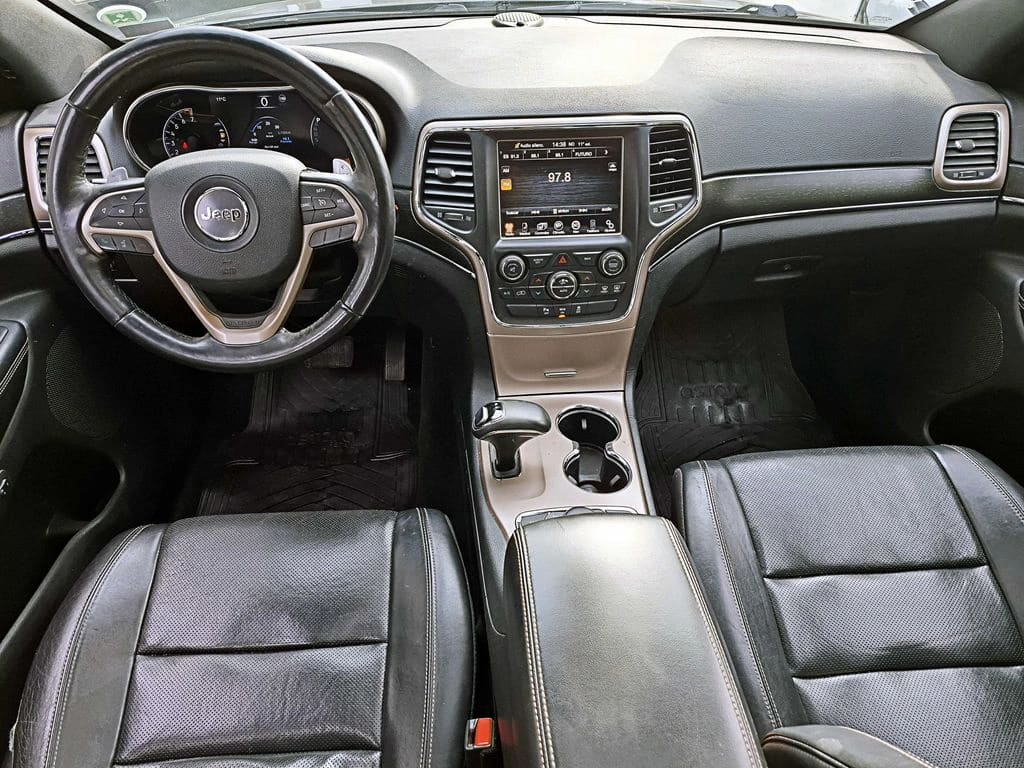 Jeep Grand Cherokee 3.6 Limited At 4x4 año 2016