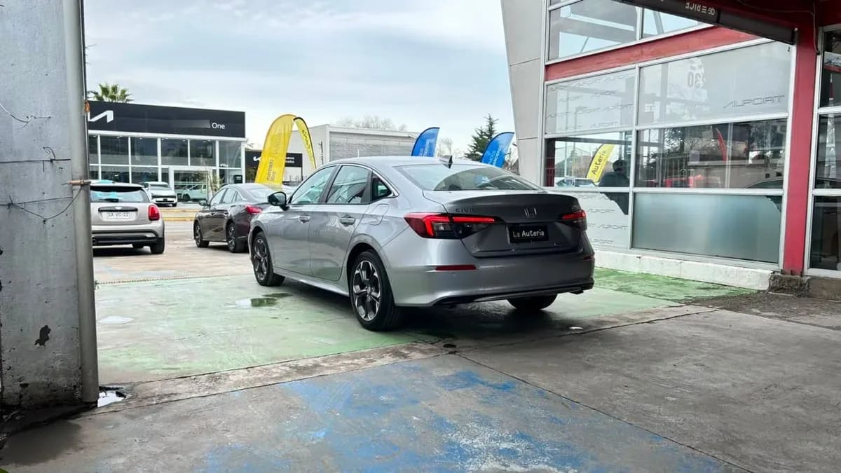 Honda Civic Touring 1.5 Aut año 2025