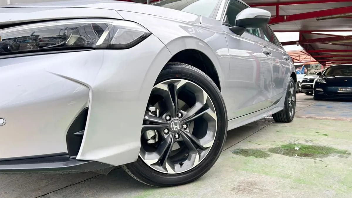 Honda Civic Touring 1.5 Aut año 2025
