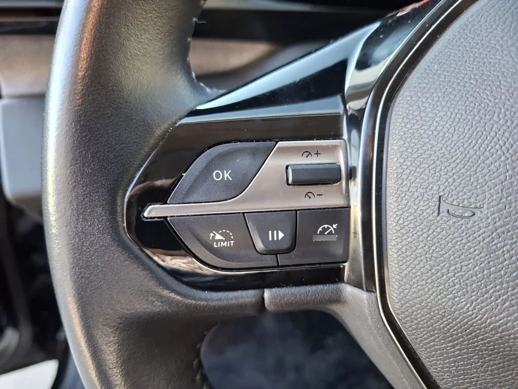 Peugeot 308 1.2 Allure Pack Puretech 130hp At año 2024