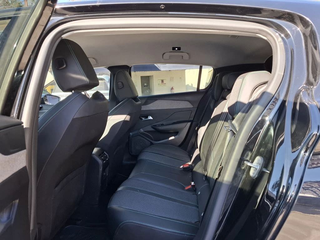 Peugeot 308 1.2 Allure Pack Puretech 130hp At año 2024
