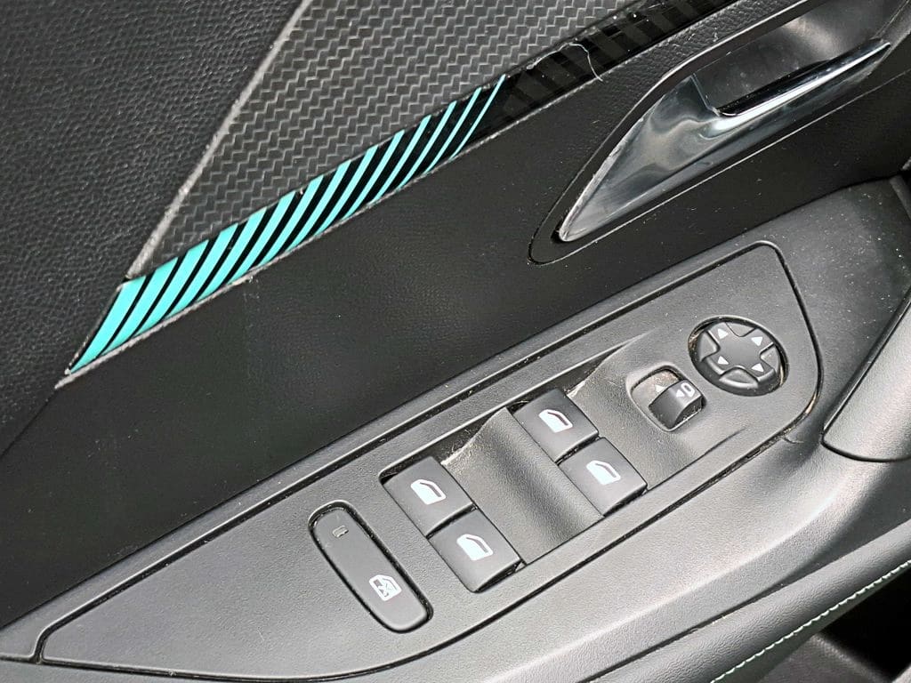 Peugeot 2008 1.2 Gt Ev At año 2023